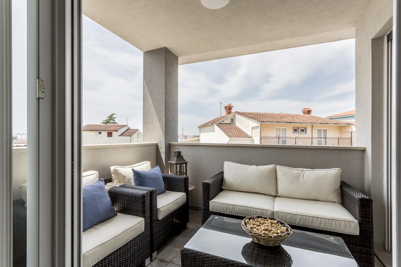 Luxury 3 Bed Apartment, Large Terrace, Pool, Close To Beach And Split! Подстрана Экстерьер фото